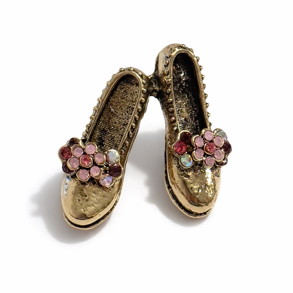 Anthropologie Jewelry - Gold Vintage Shoes Brooch with Gems 💎